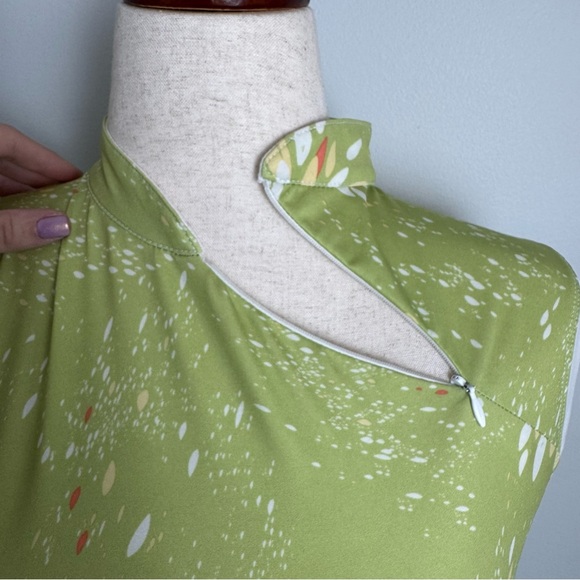 Terry Biking or Cycling Workout Green Sleeveless Top - Picture 3 of 8